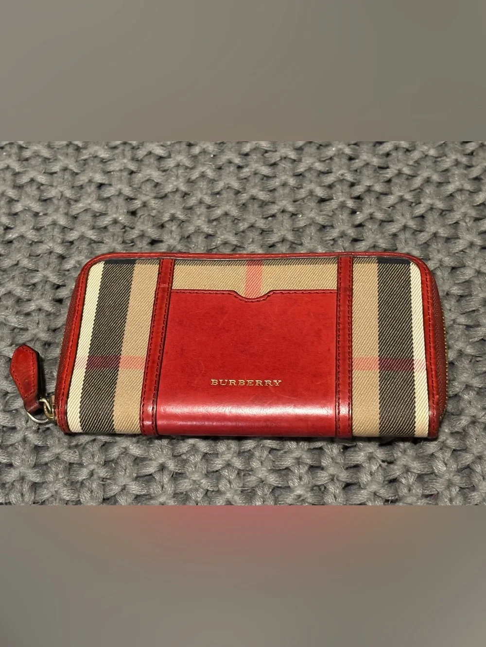 Burberry Housecheck Red Ziggy Zip Around Wallet